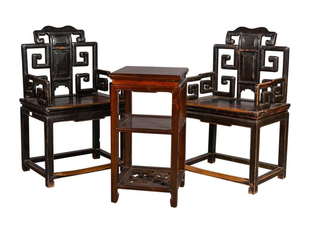 Tavolo in metallo marrone